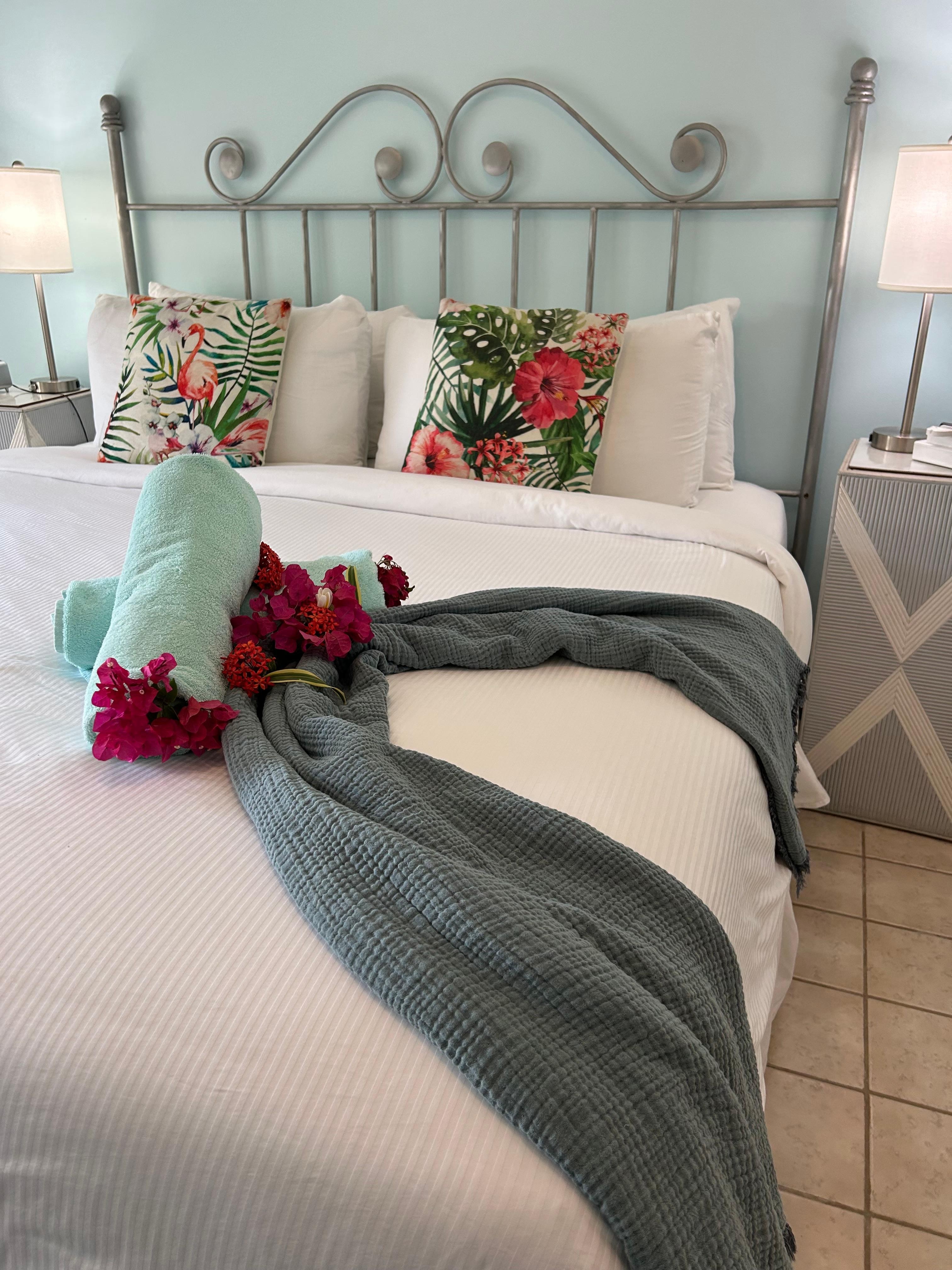 Arrived with fresh flowers on bed. 