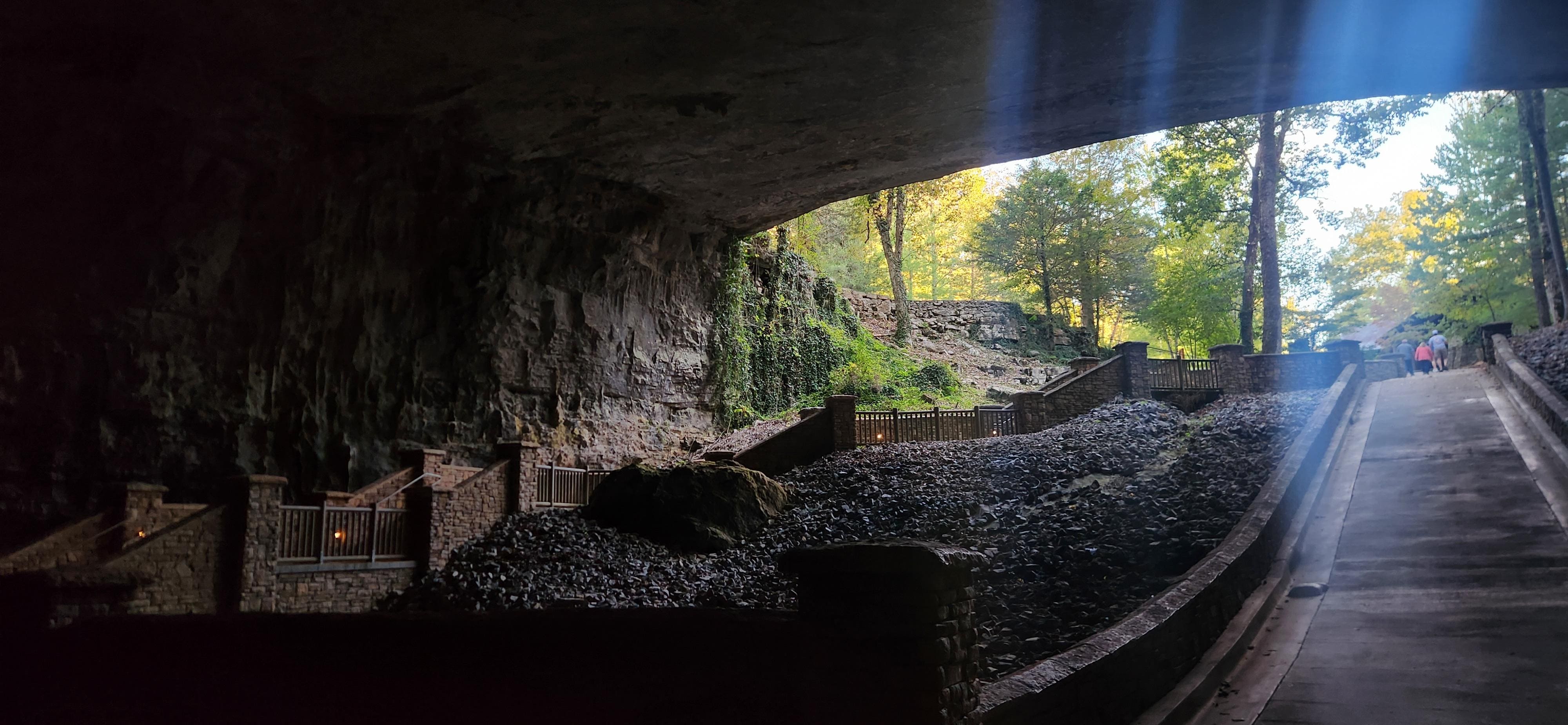 Cathedral Cavern State Park
