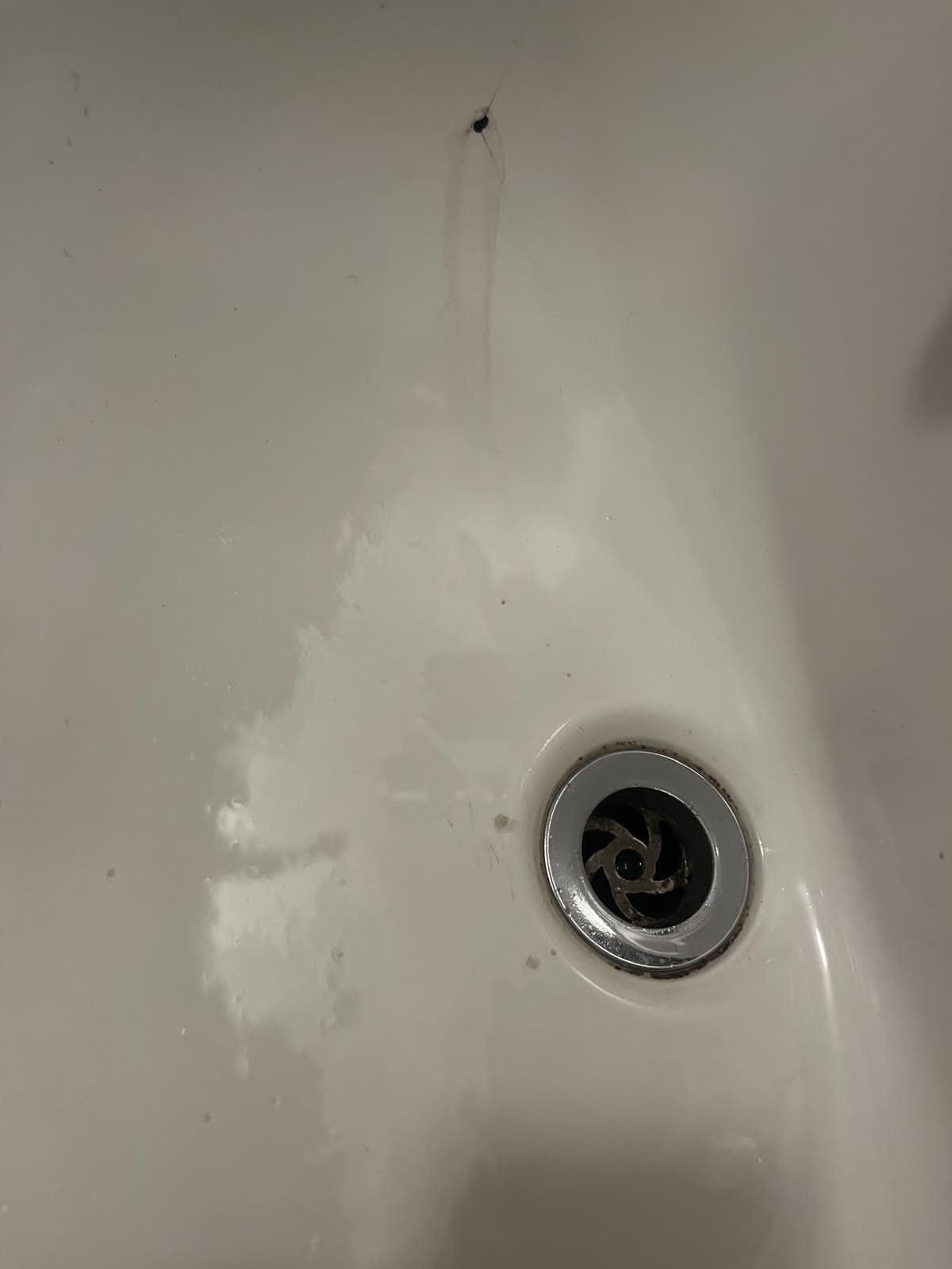 The cracked sink ..... no hot water entire time so turns out I avoided this too .  