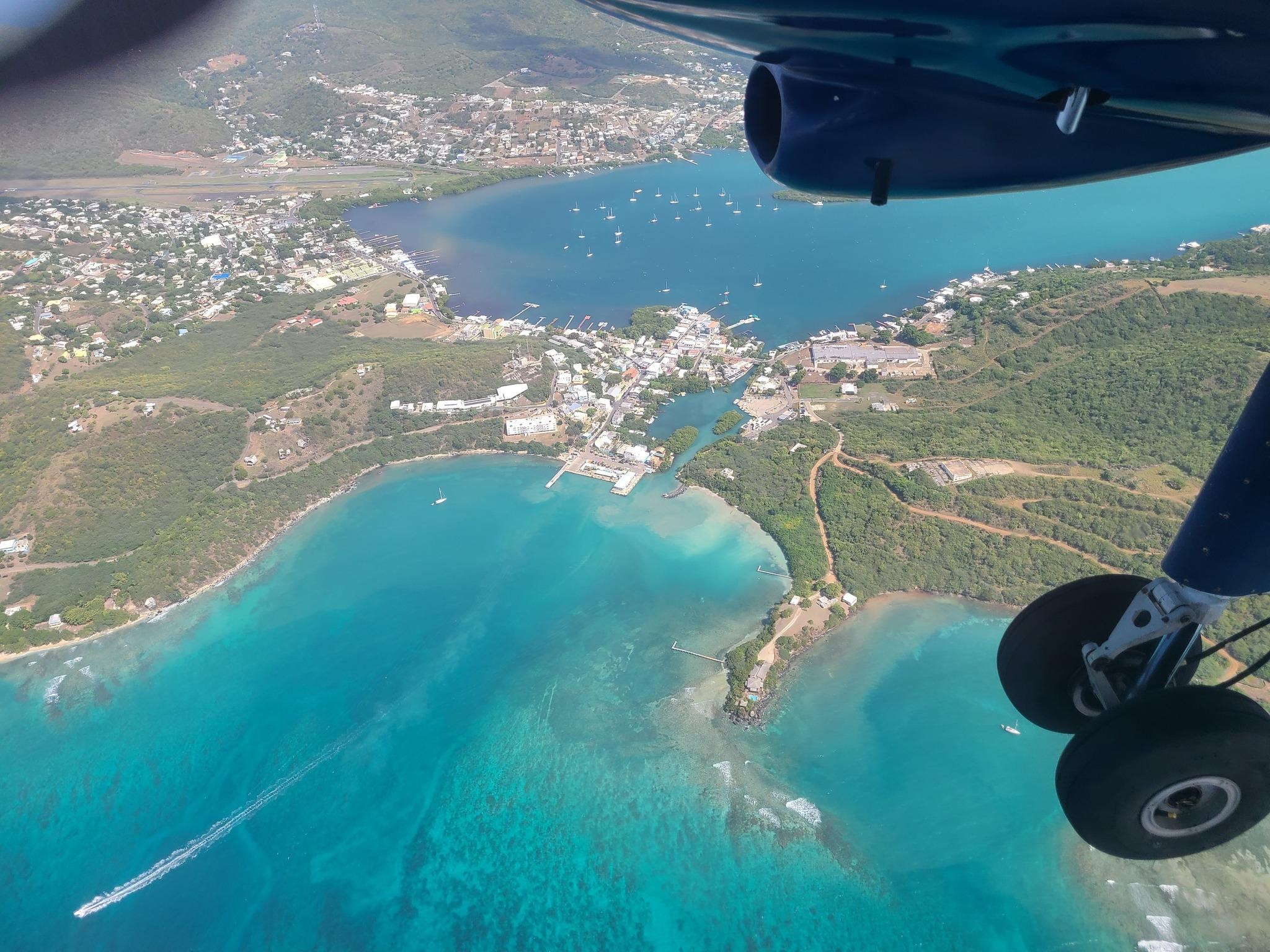 aerial view leaving Culebra