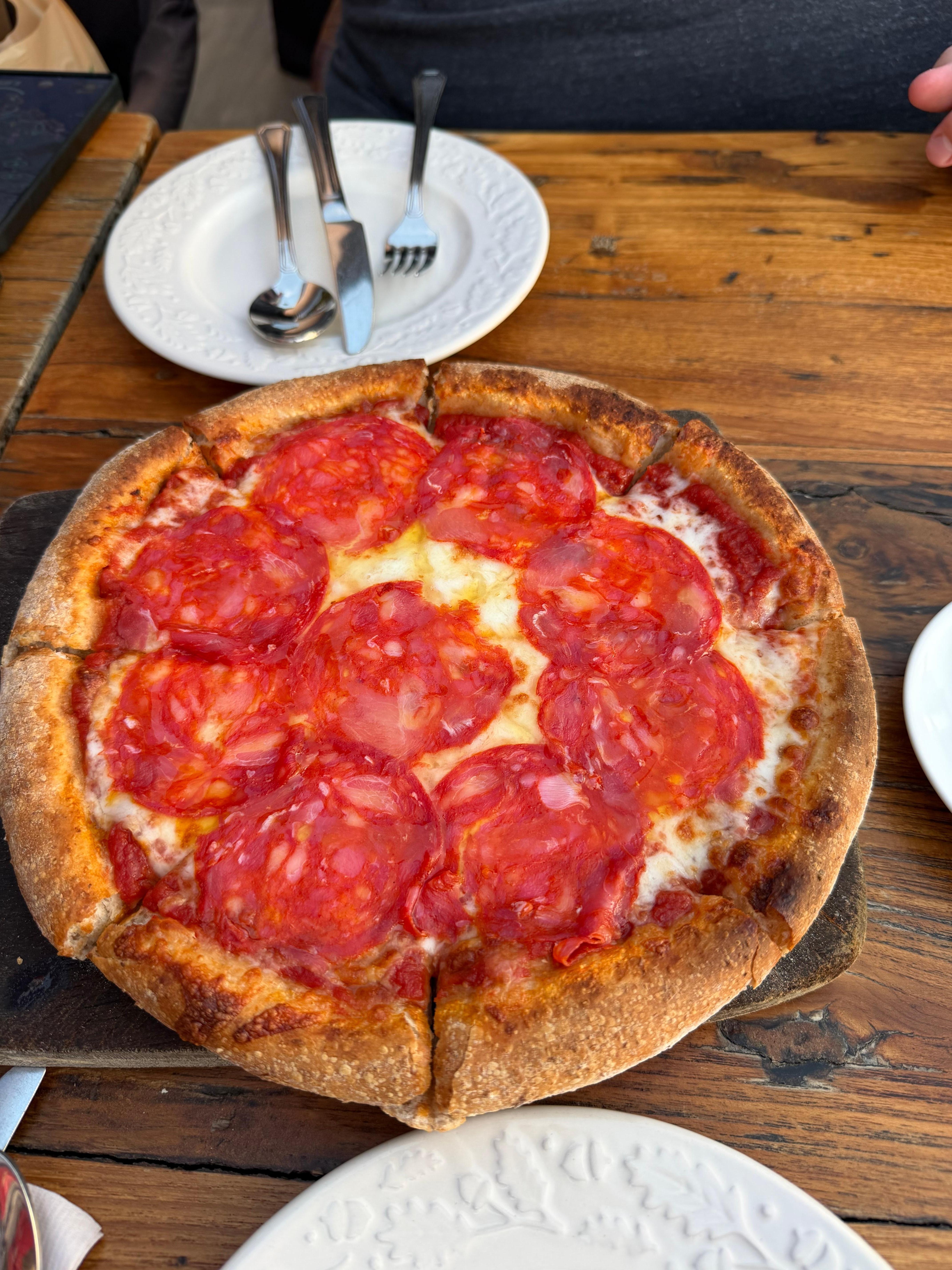 Hotel restaurant pizza