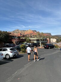 Shopping and eats were only 2 blocks from the house! We could walk everywhere which was so nice with all the crowds from Spring break.
