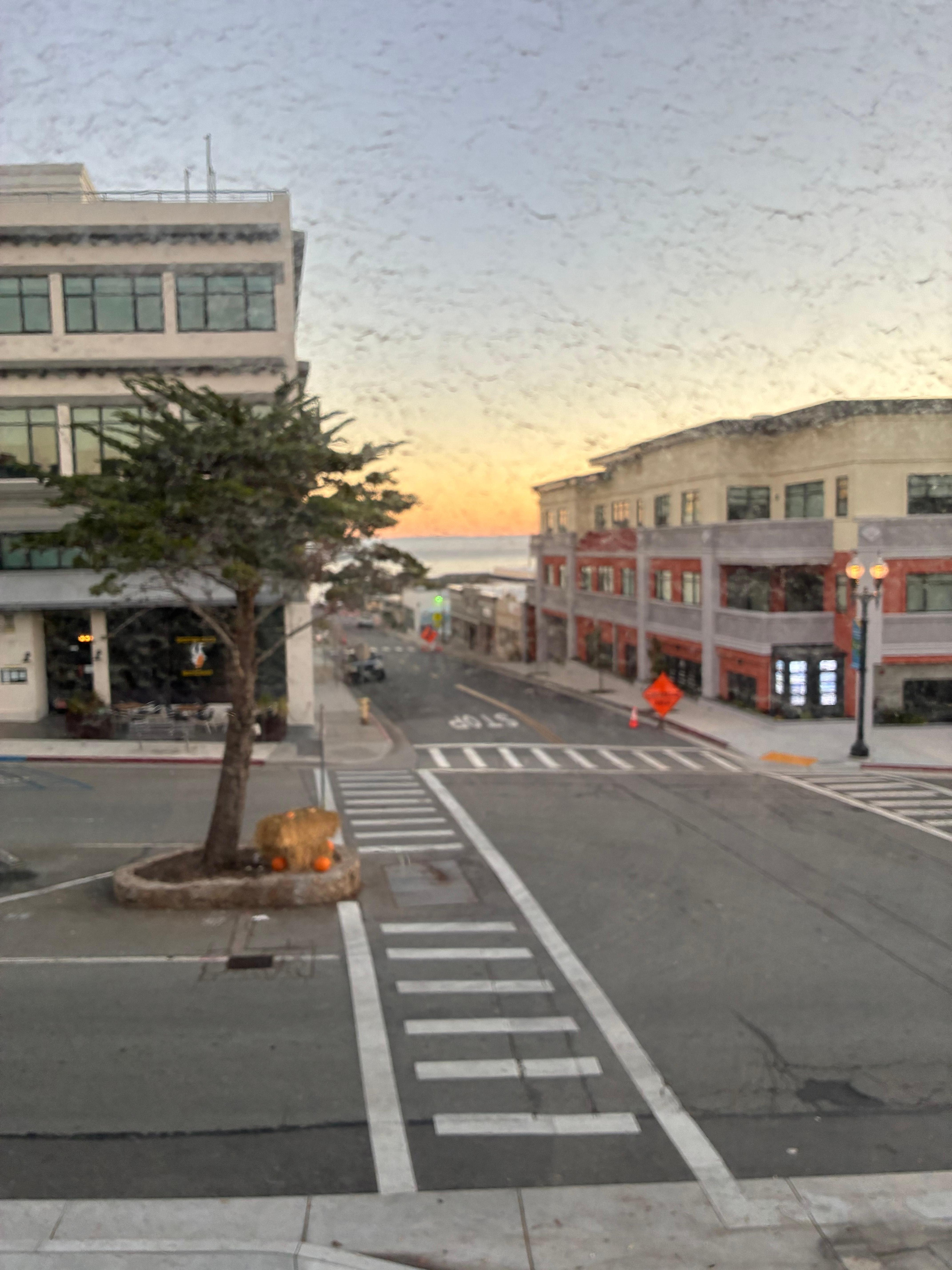 You can see the ocean from the property 