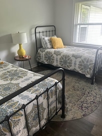Twin bedroom