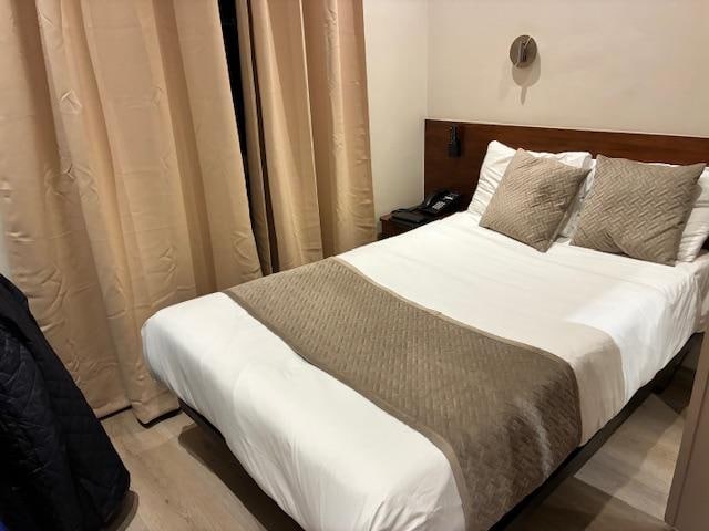 Le lit prend tout l'espace