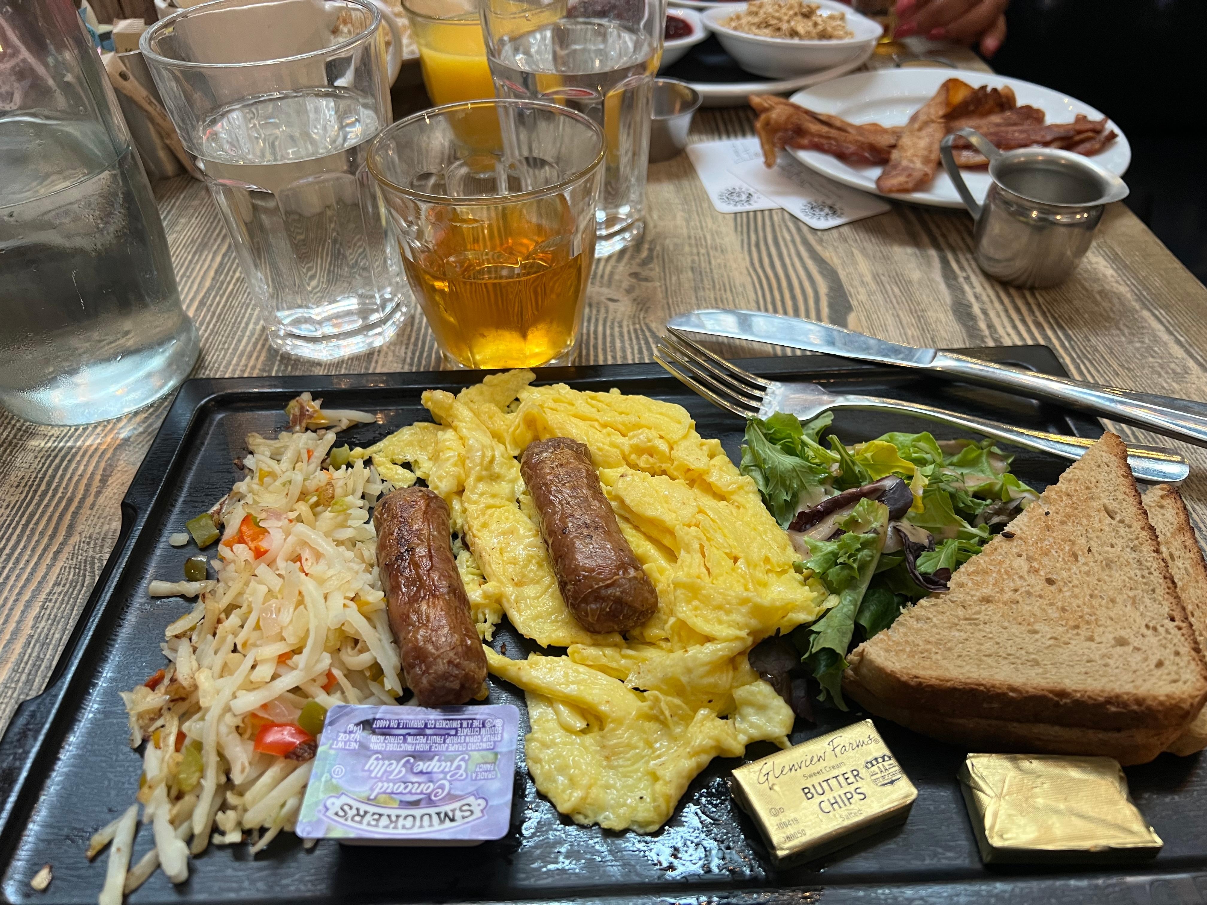 Breakfast at Burger-ology