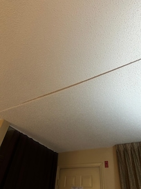 Only problem was this ceiling , didn’t know if it was about to fall or ?!?!