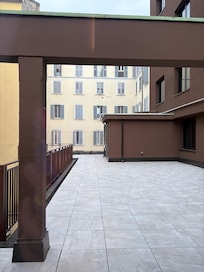 The first room - no view.