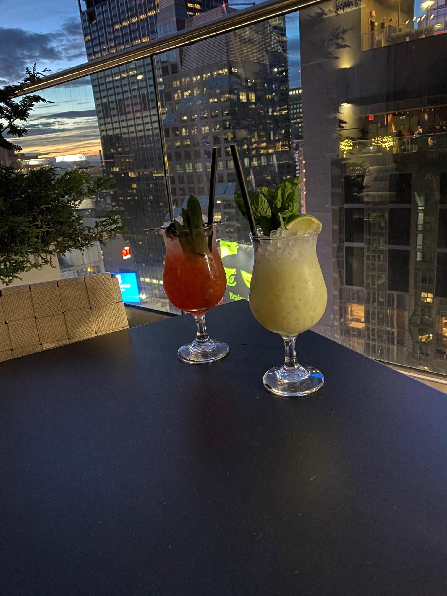 View von der Rooftop Bar 