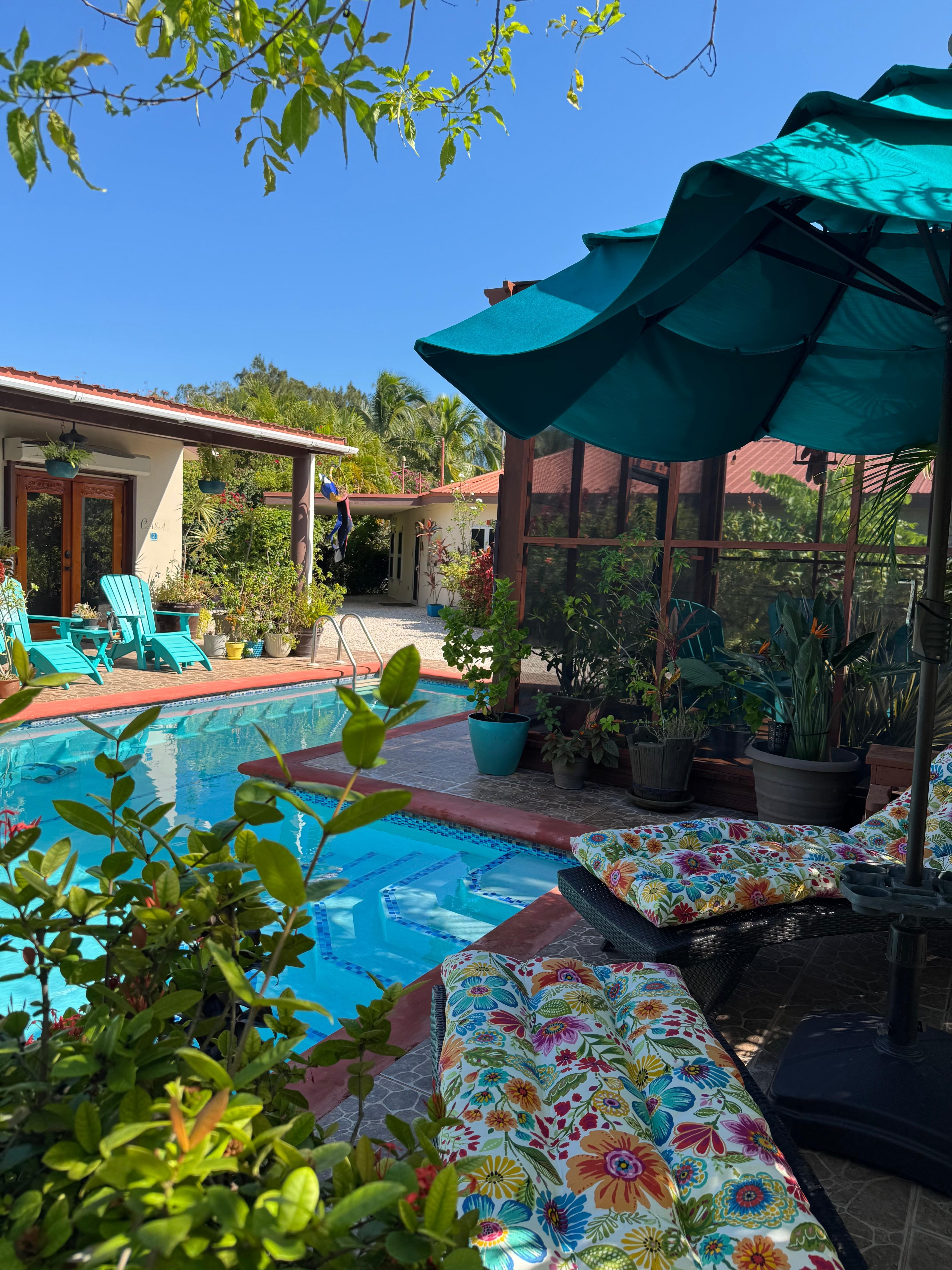 Enjoying the beautiful pool ! 