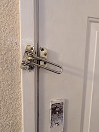 Latch bolt ineffective