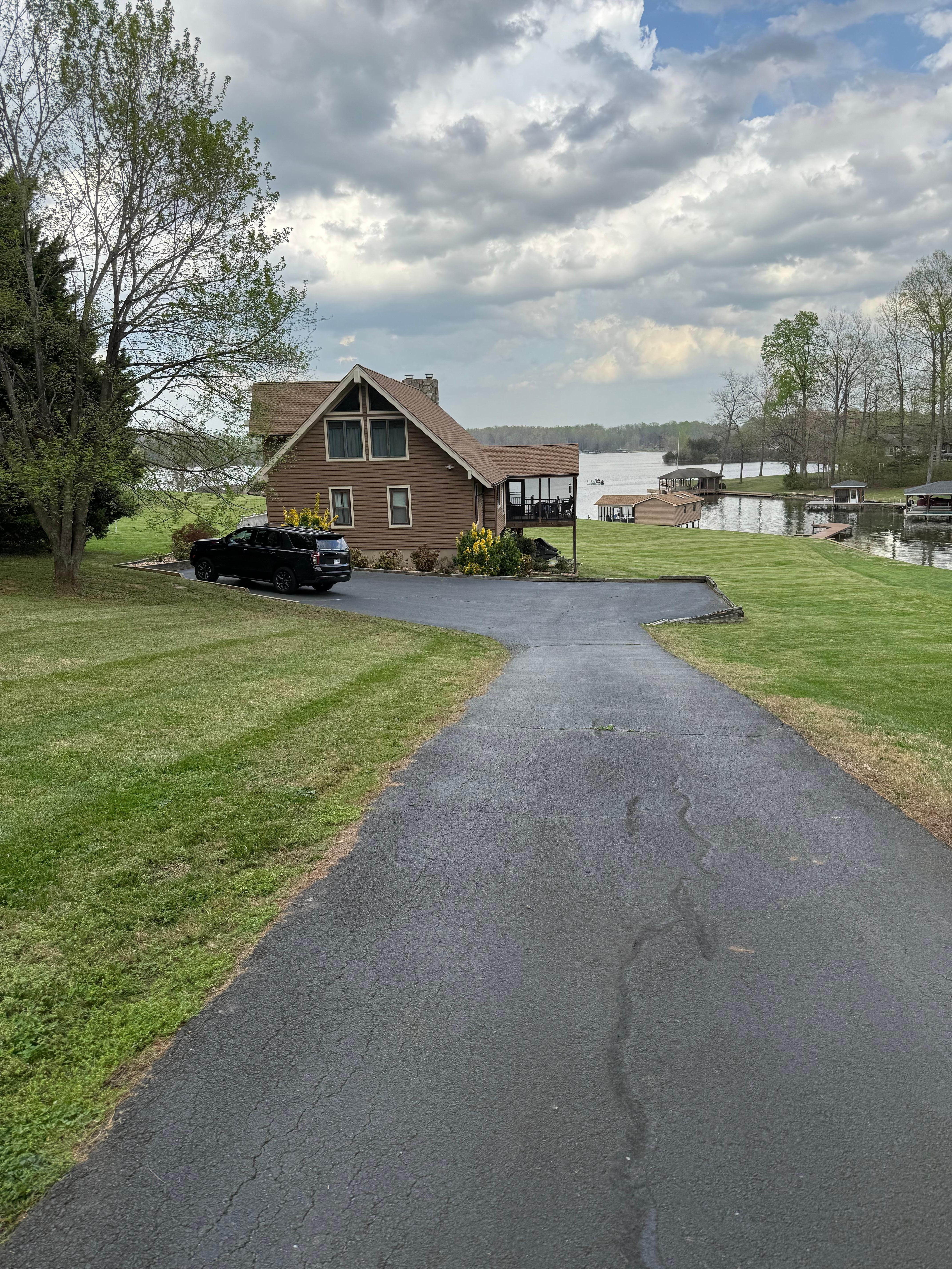 Driveway to house