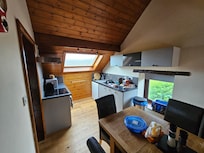 Kitchen /dining room