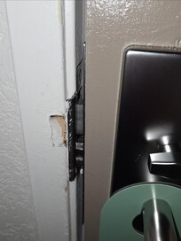 Rm 324, North Tower - additional view of gap