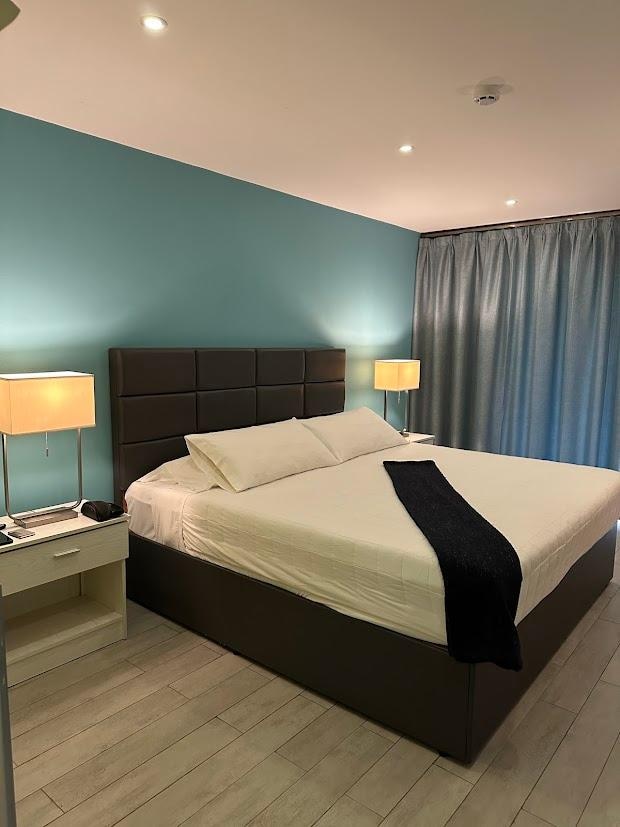 Quarto 212