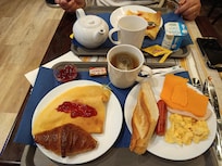 Très belle chambre. Hôtel de très grande qualité. Les petits dej. sont super.