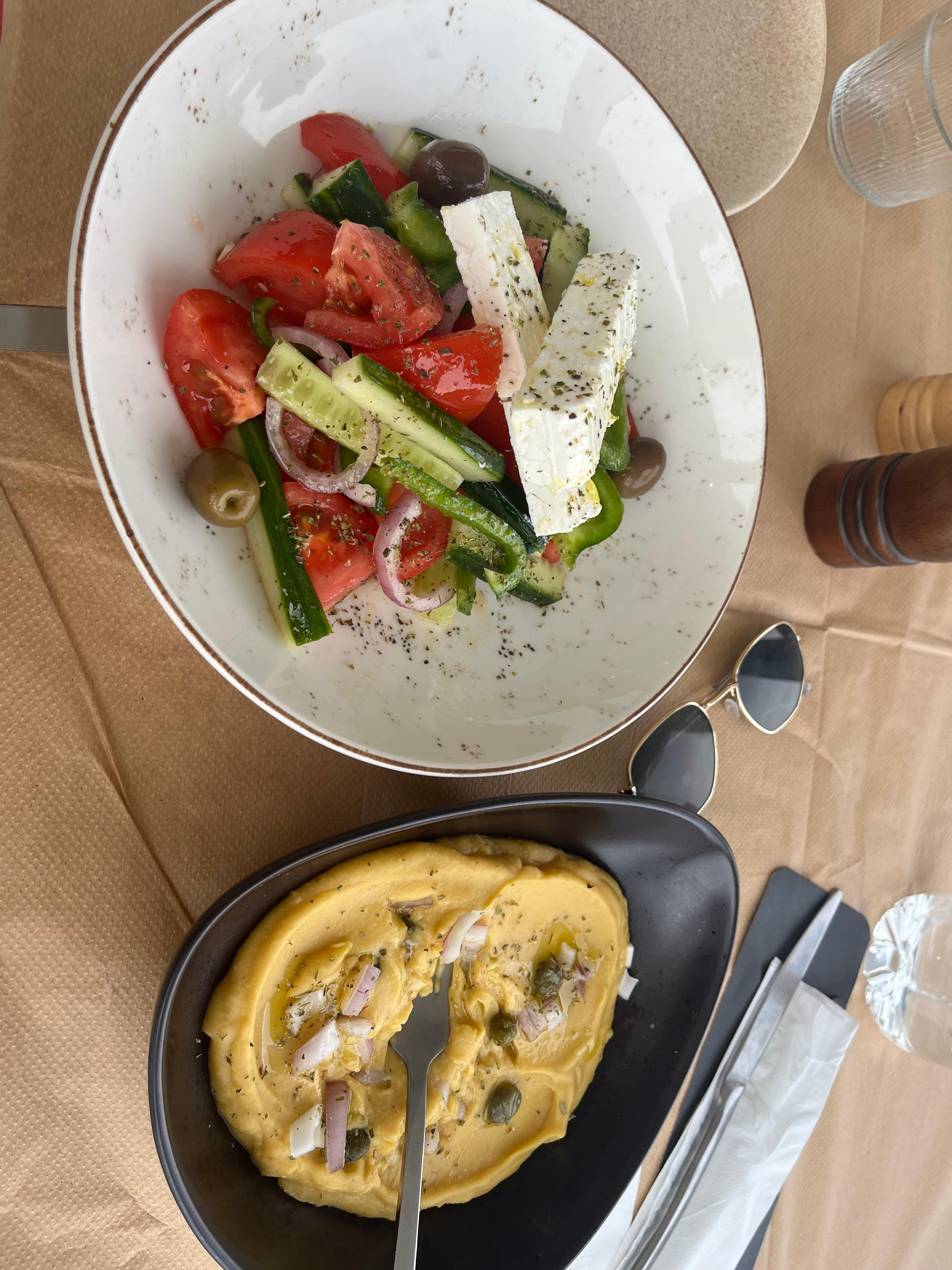 Greek salad & Greek fries 