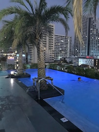 Bassenget ved solnedgang