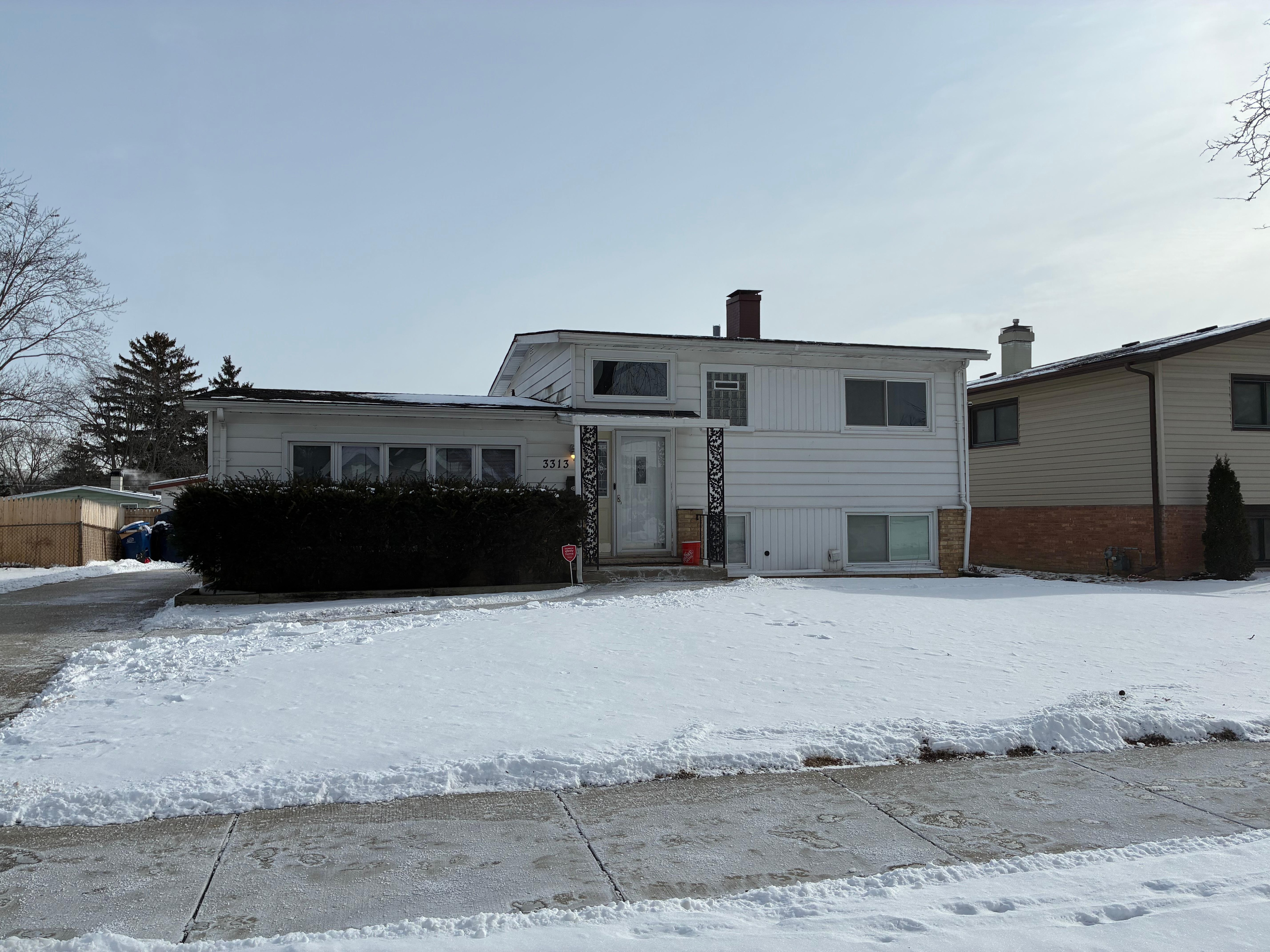 TX (San Antonio) does not see snow like this. 