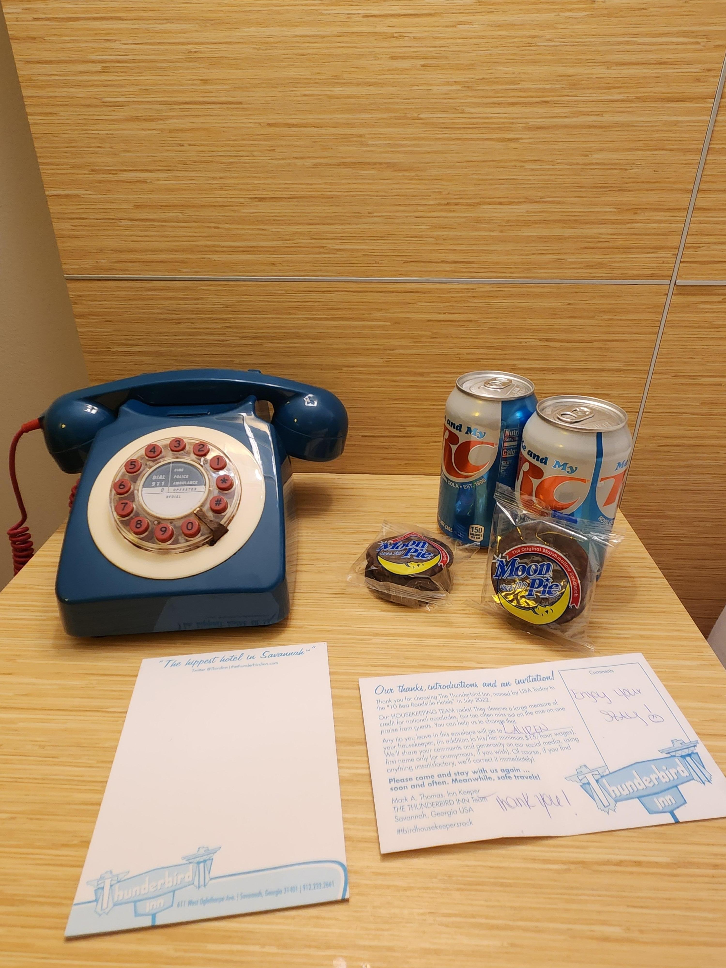 The cute kitsch is real!