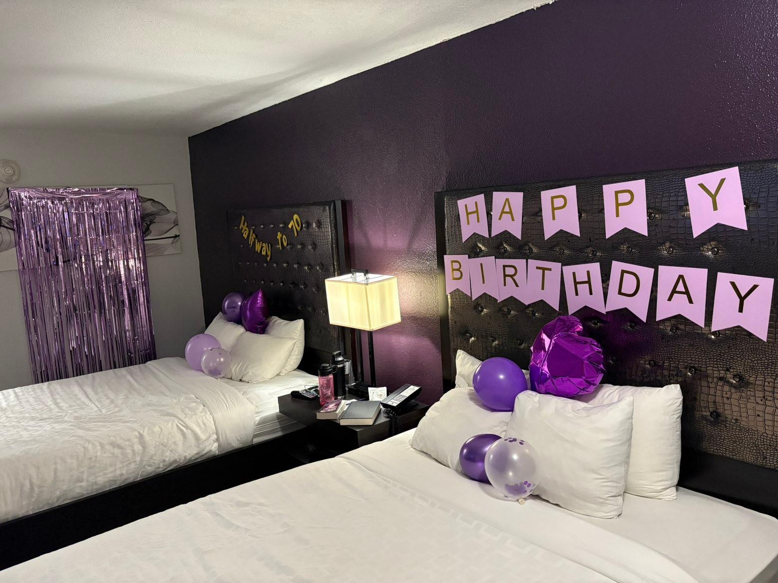 The room was great! Stayed for my boyfriends birthday and was so happy because his favorite color is purple.. made choosing this hotel even more appealing. 