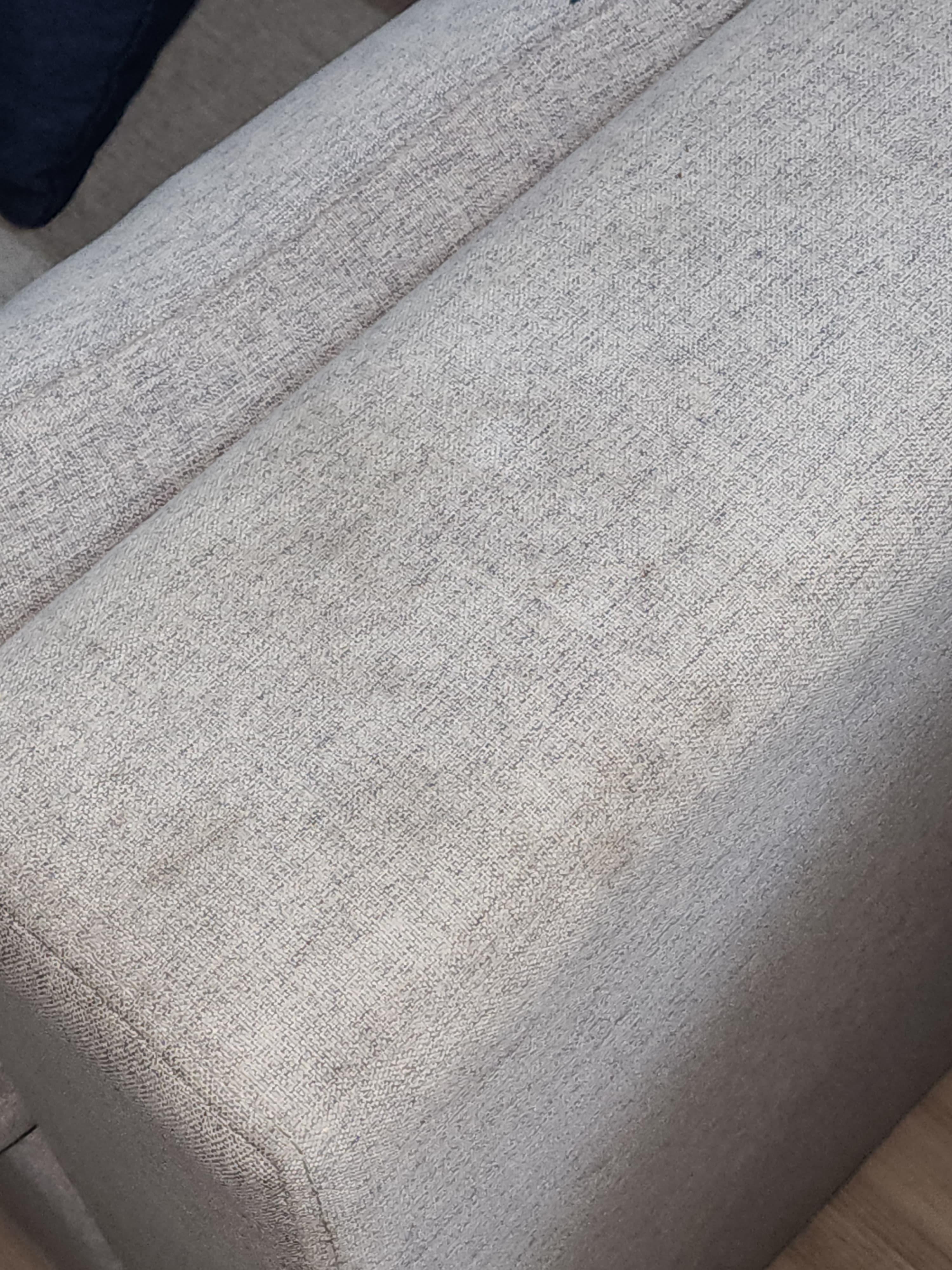 Food and snacks behind the bed never clean. 