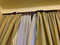 cache tringles cassées et fixation rideaux