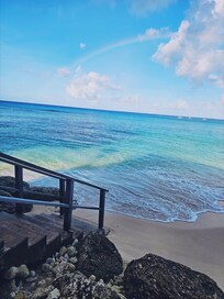 Straight onto Paynes Bay Beach