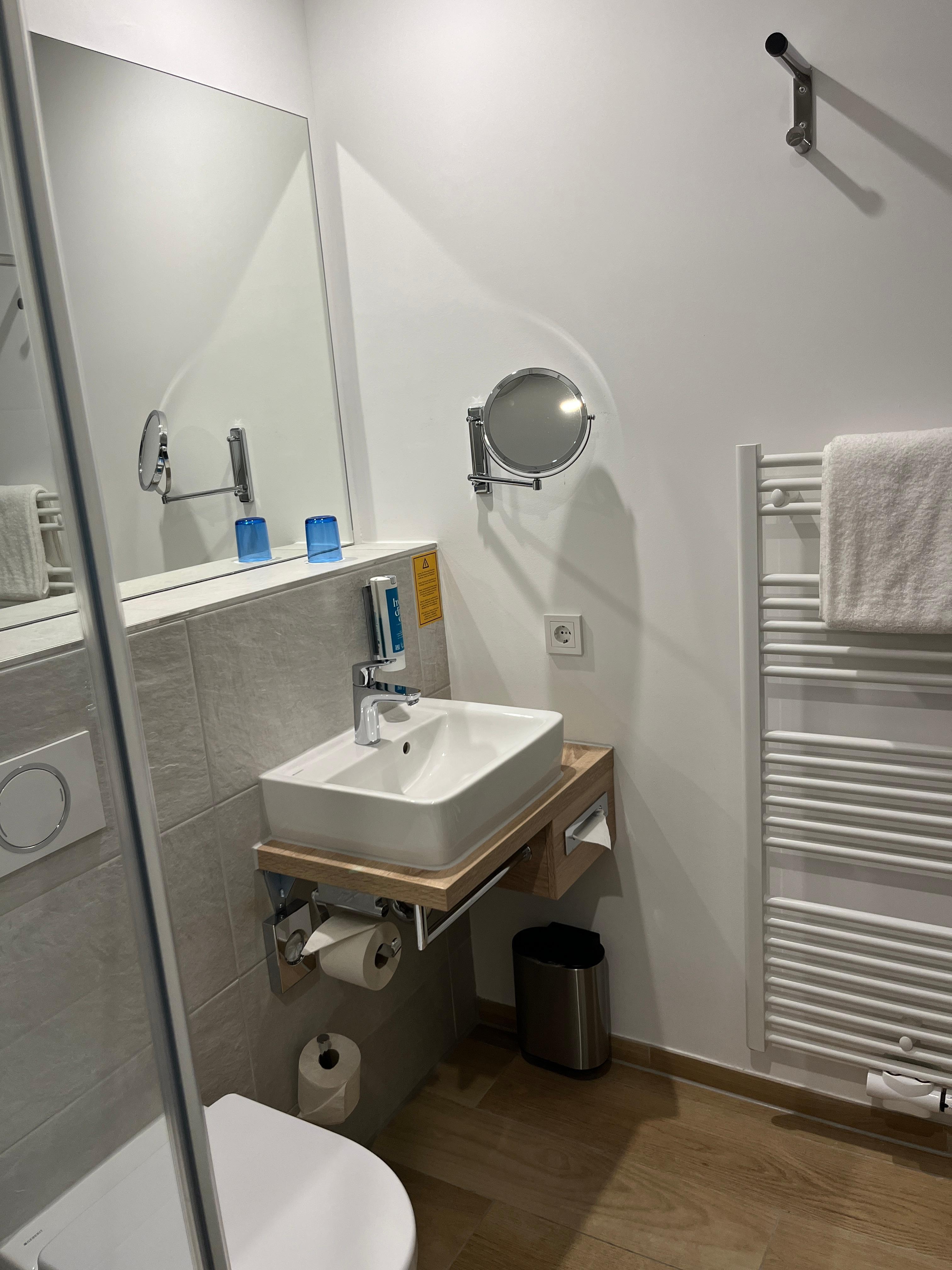 Modern Bathroom