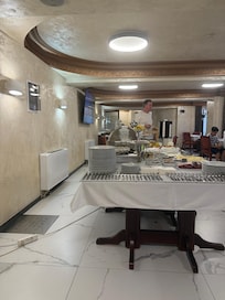 Dining room for breakfast