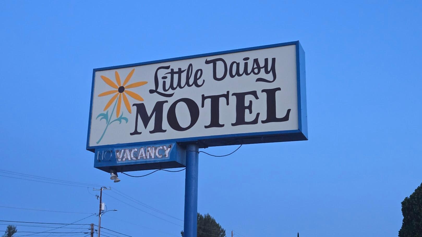 My little dog Daisy passed away a few days before planning this trip. Saw the motel name, had to stay here. Nice place.