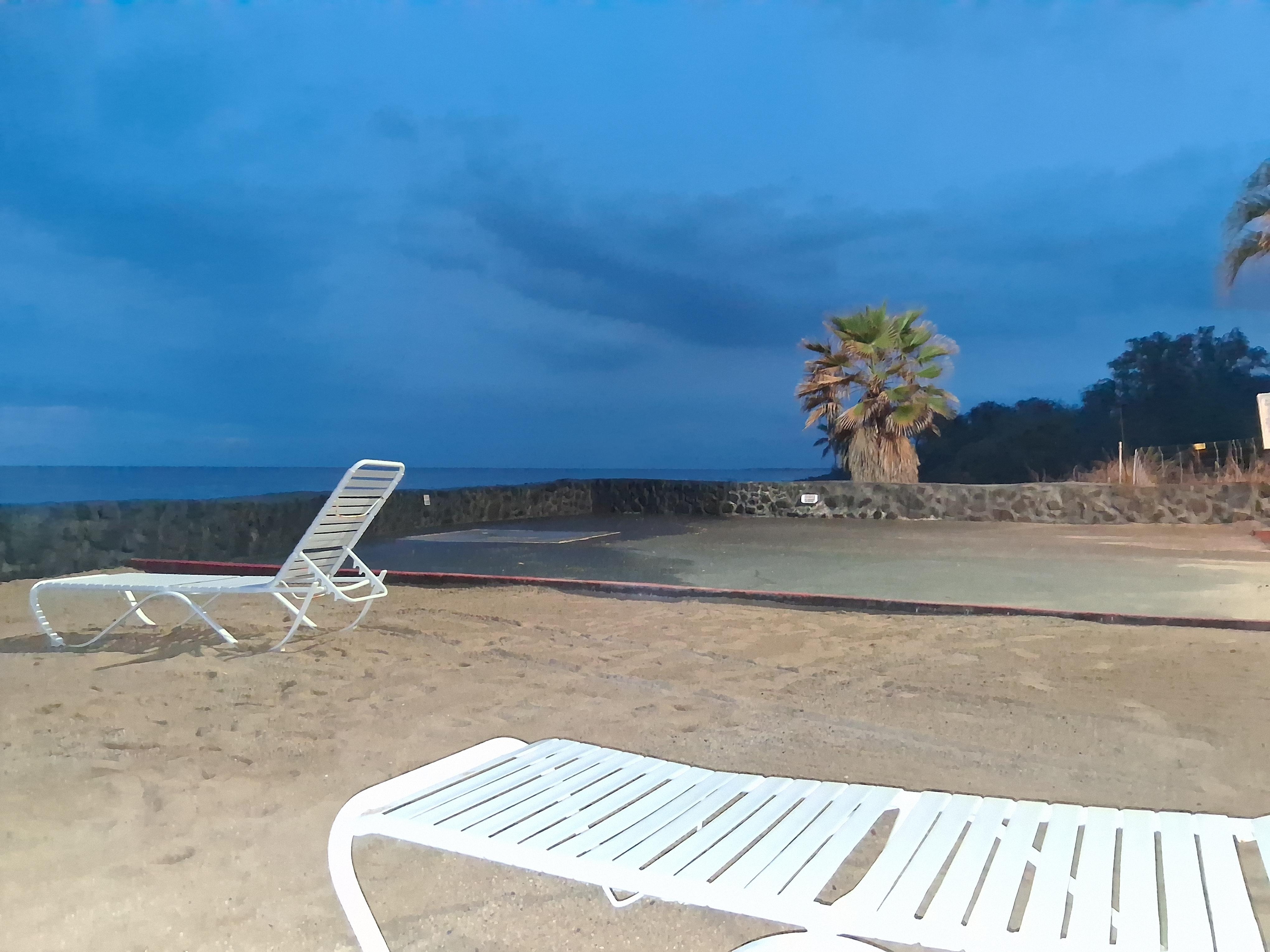 A little white sand beach at Casa De Emdeko