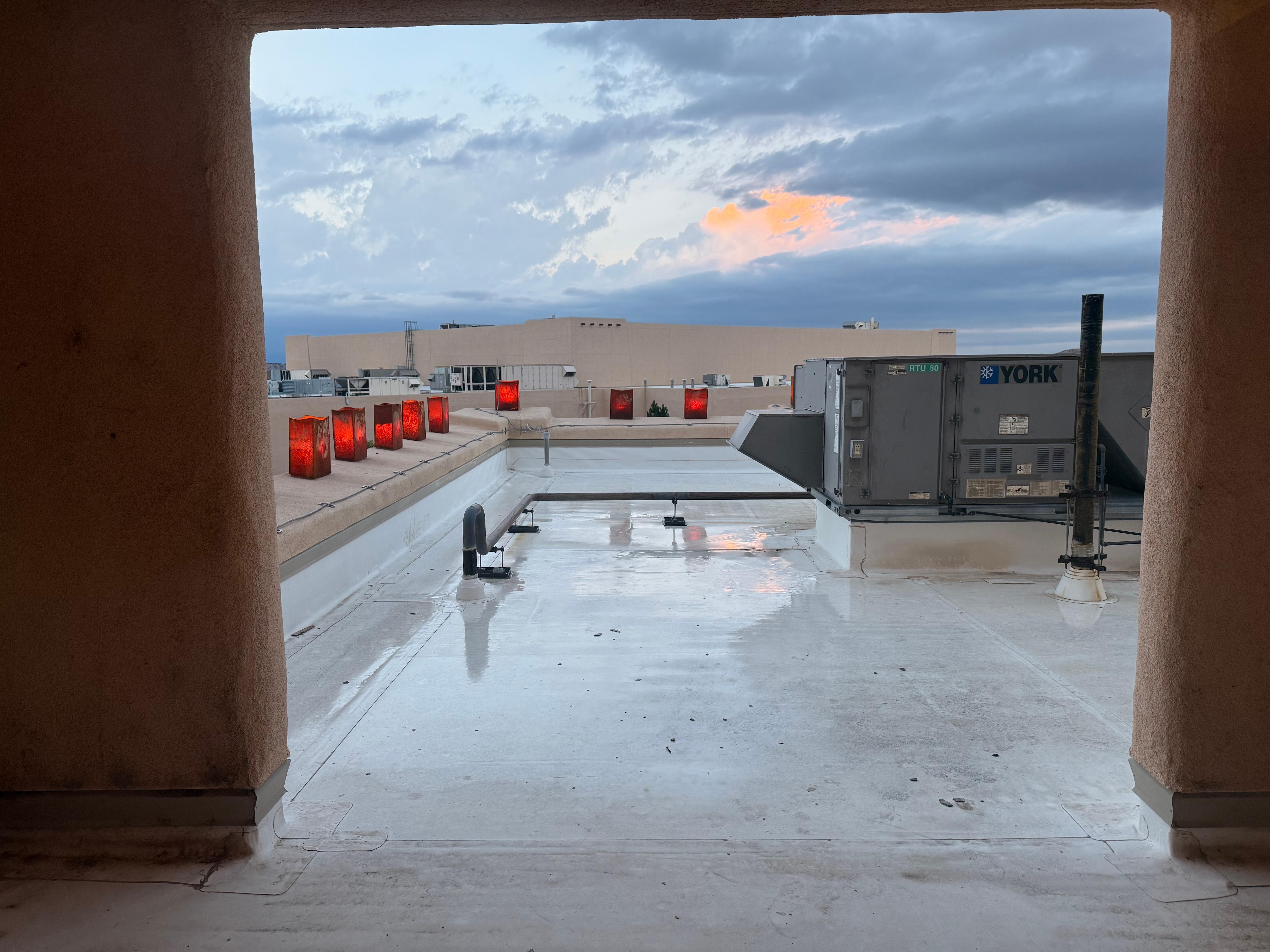 Beautiful view of roof and a/c unit???? Where is the desert view you described????