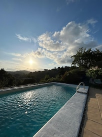 Grosser Pool zur Mitbenützung