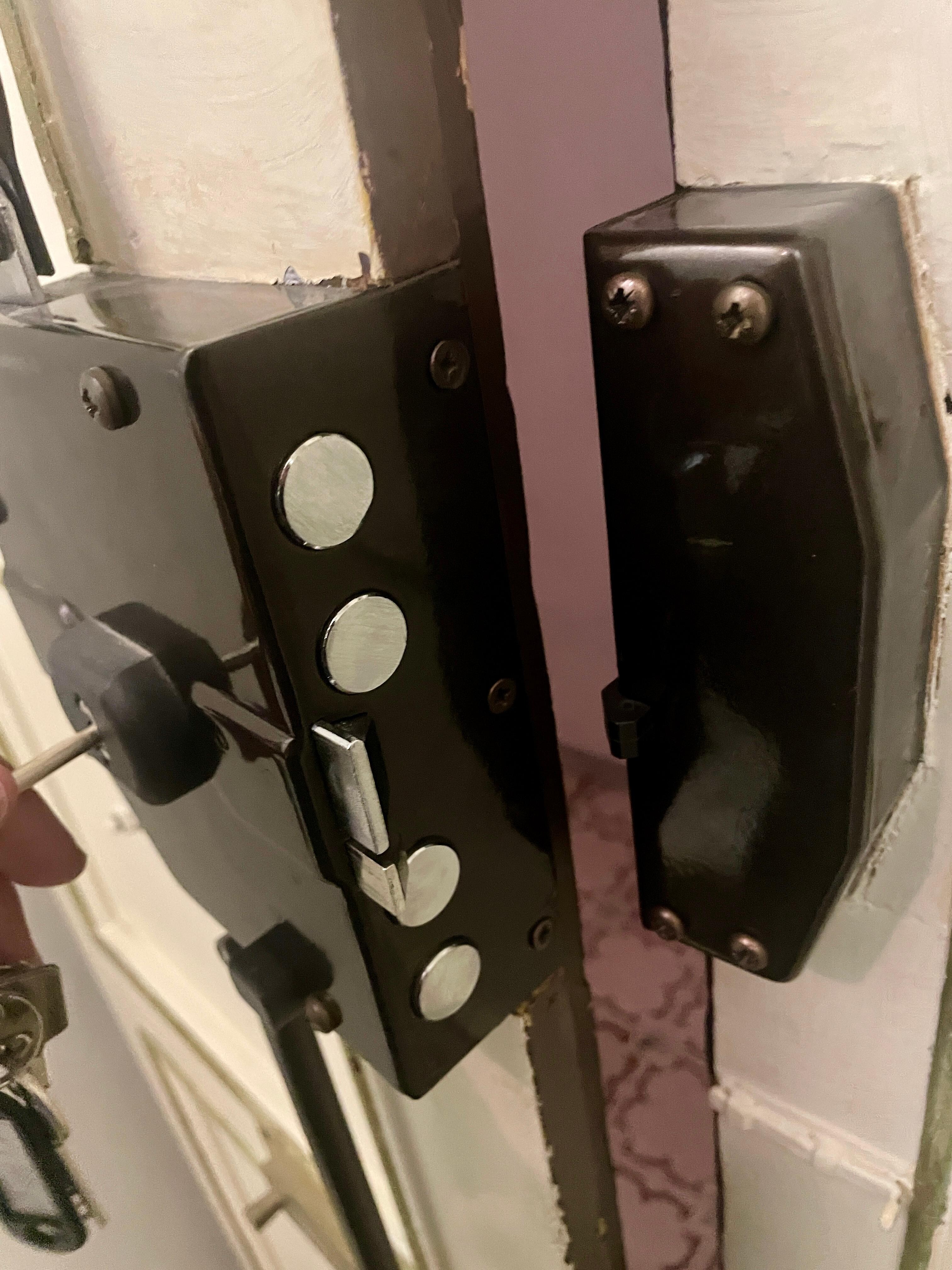 Deadbolt