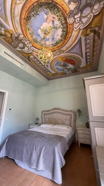 Bedroom!