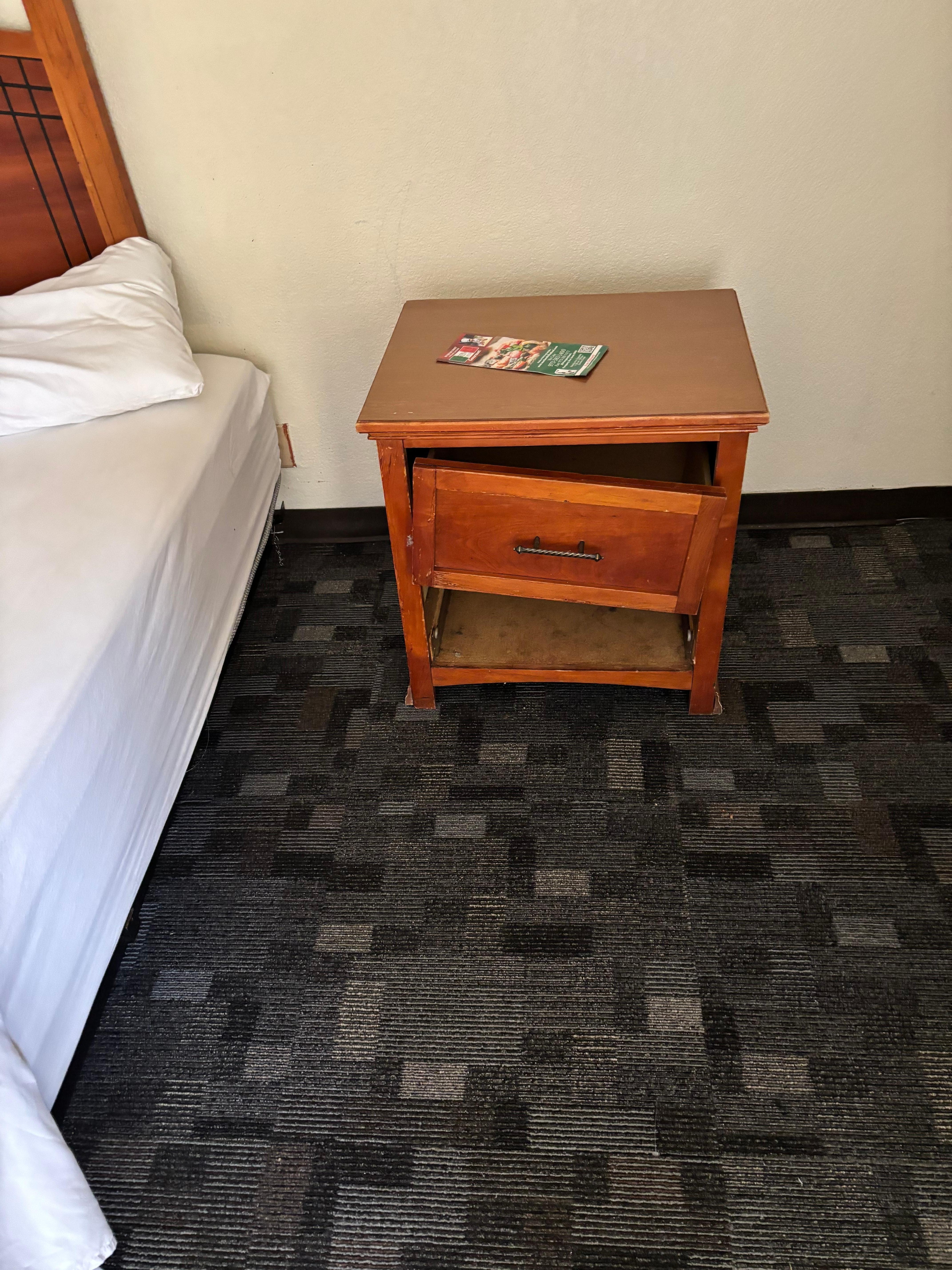Night stand