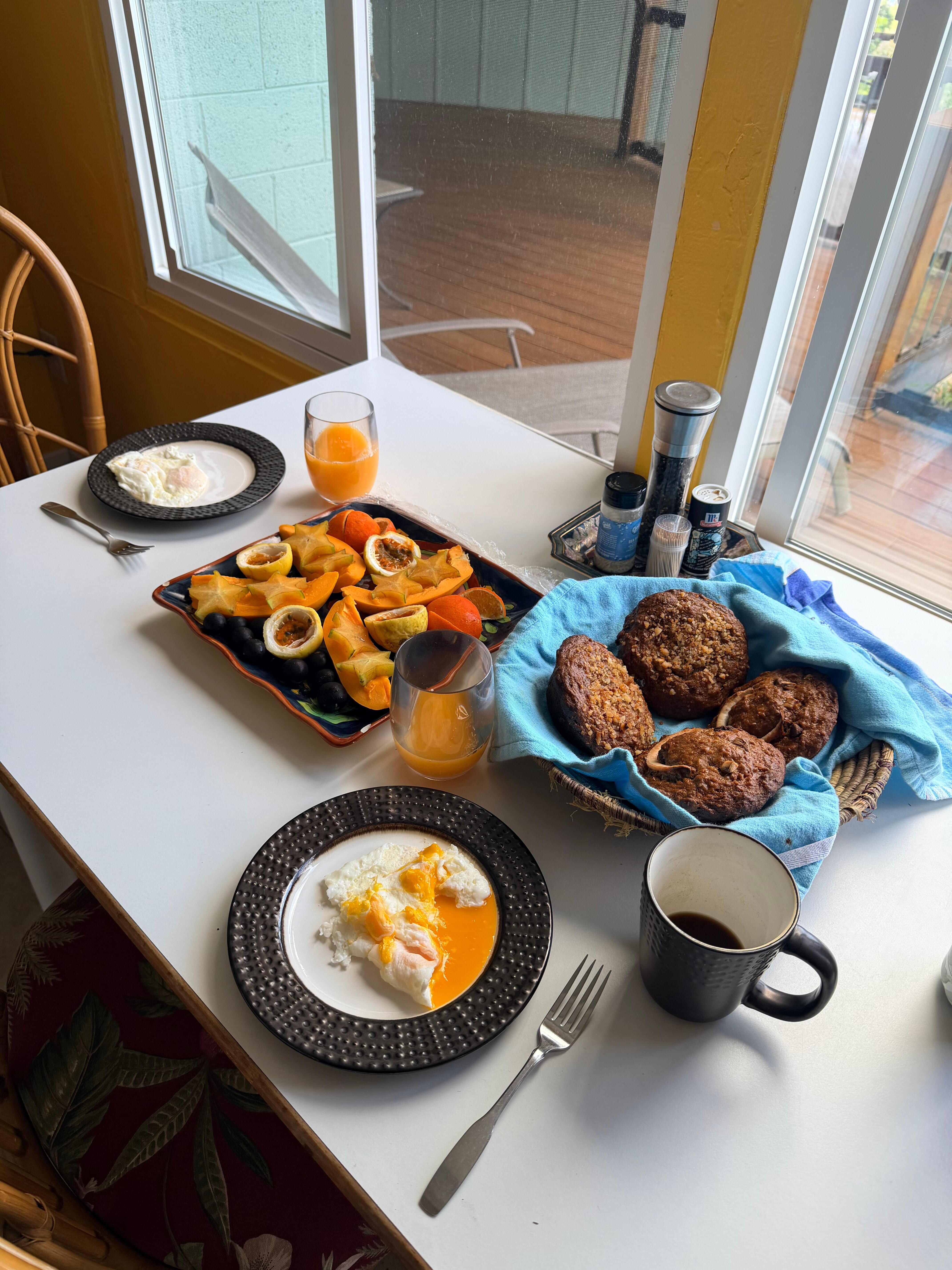 Who needs to go out?! Yummy breakfast all thanks to Tina & Keri!