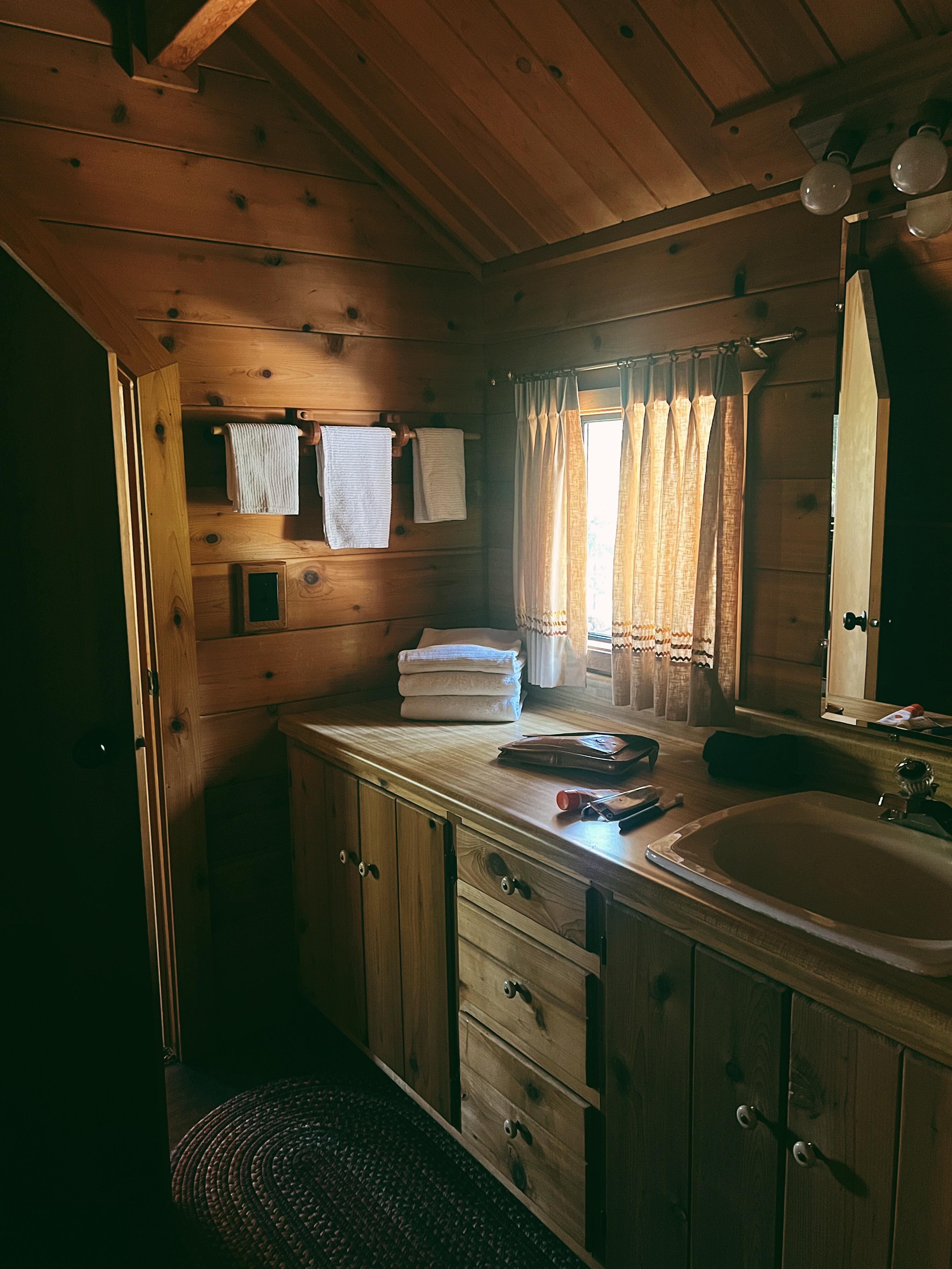 perfect summer light flowing in the upstairs bathroom