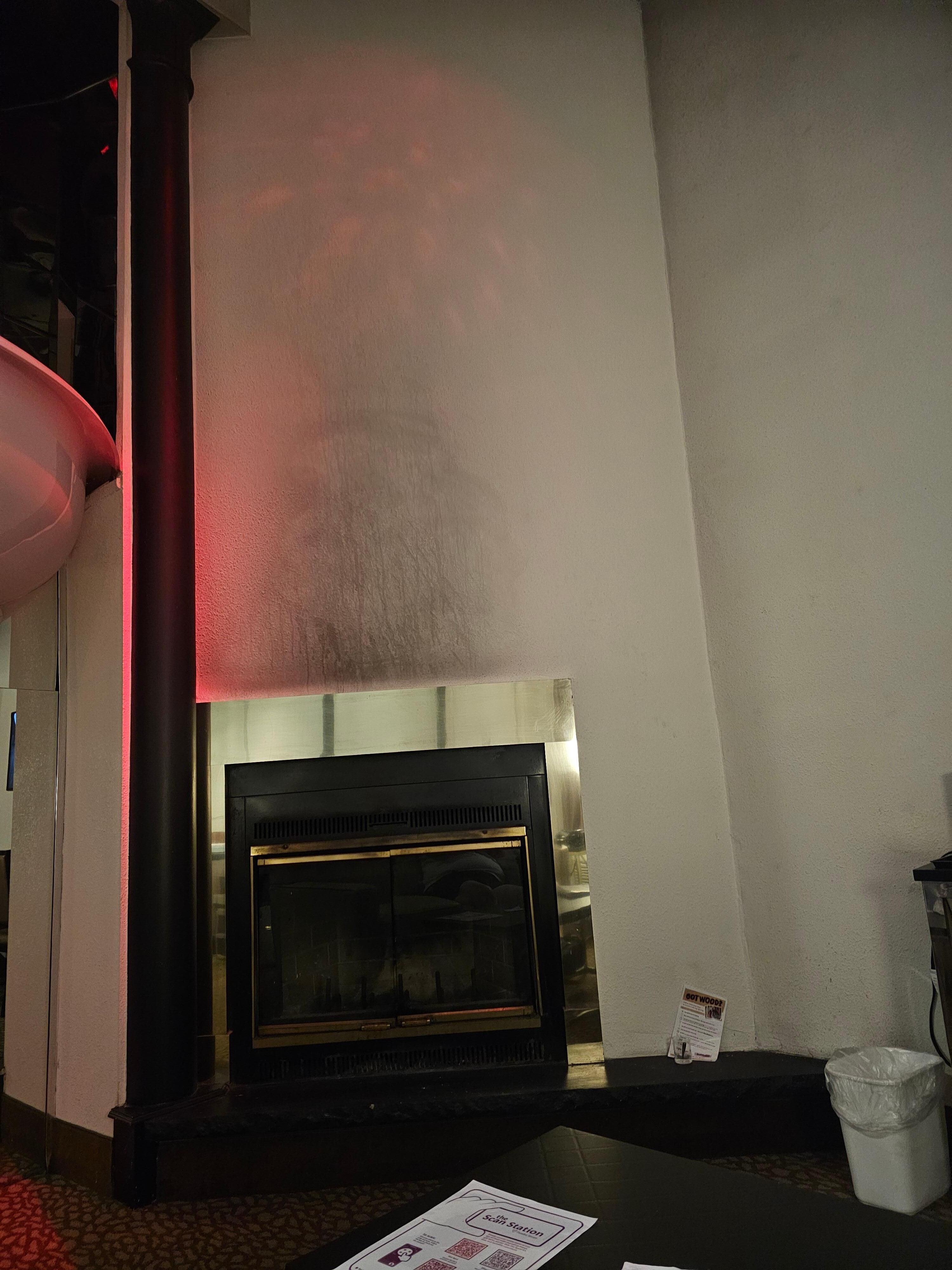 hot tub entrance cracked