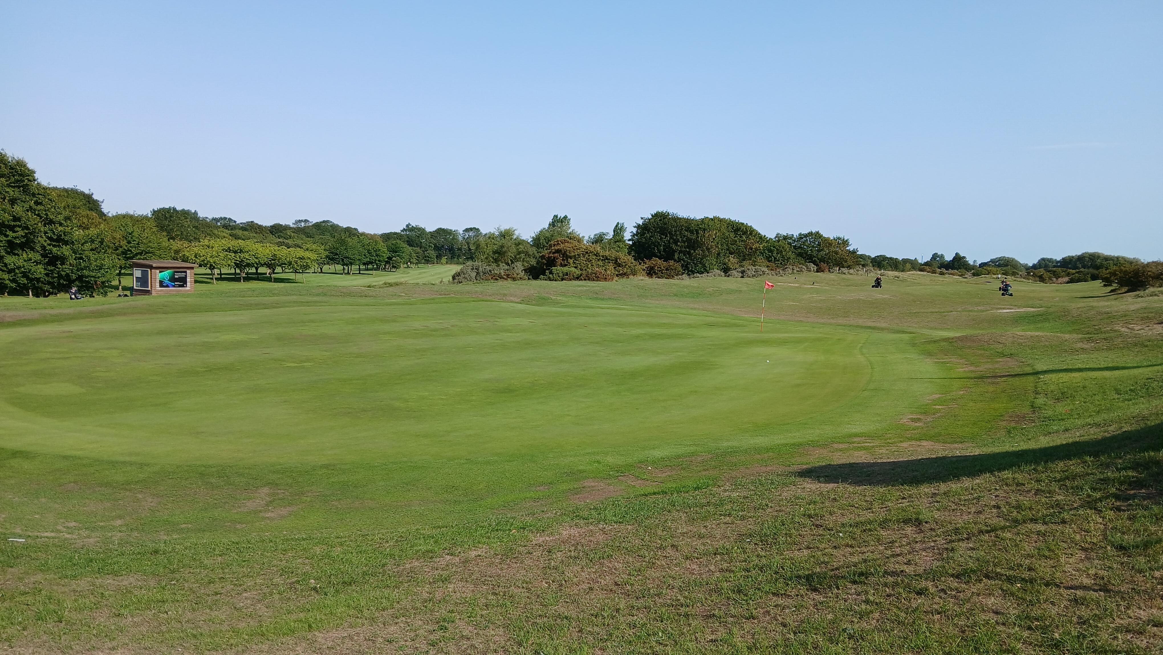 You don'have to play golf to enjoy the view