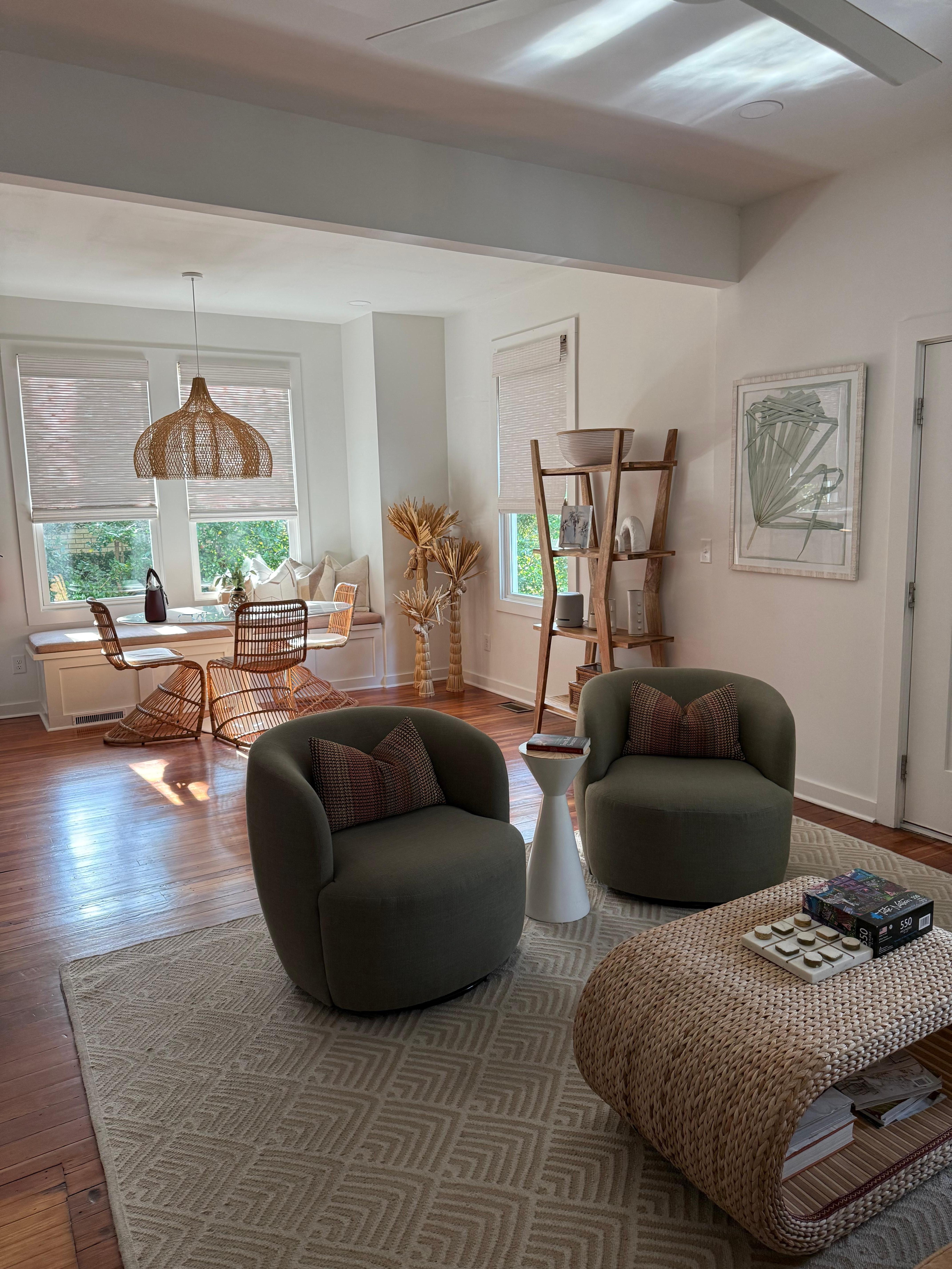 Warm interior with seamless flow from living into dining 