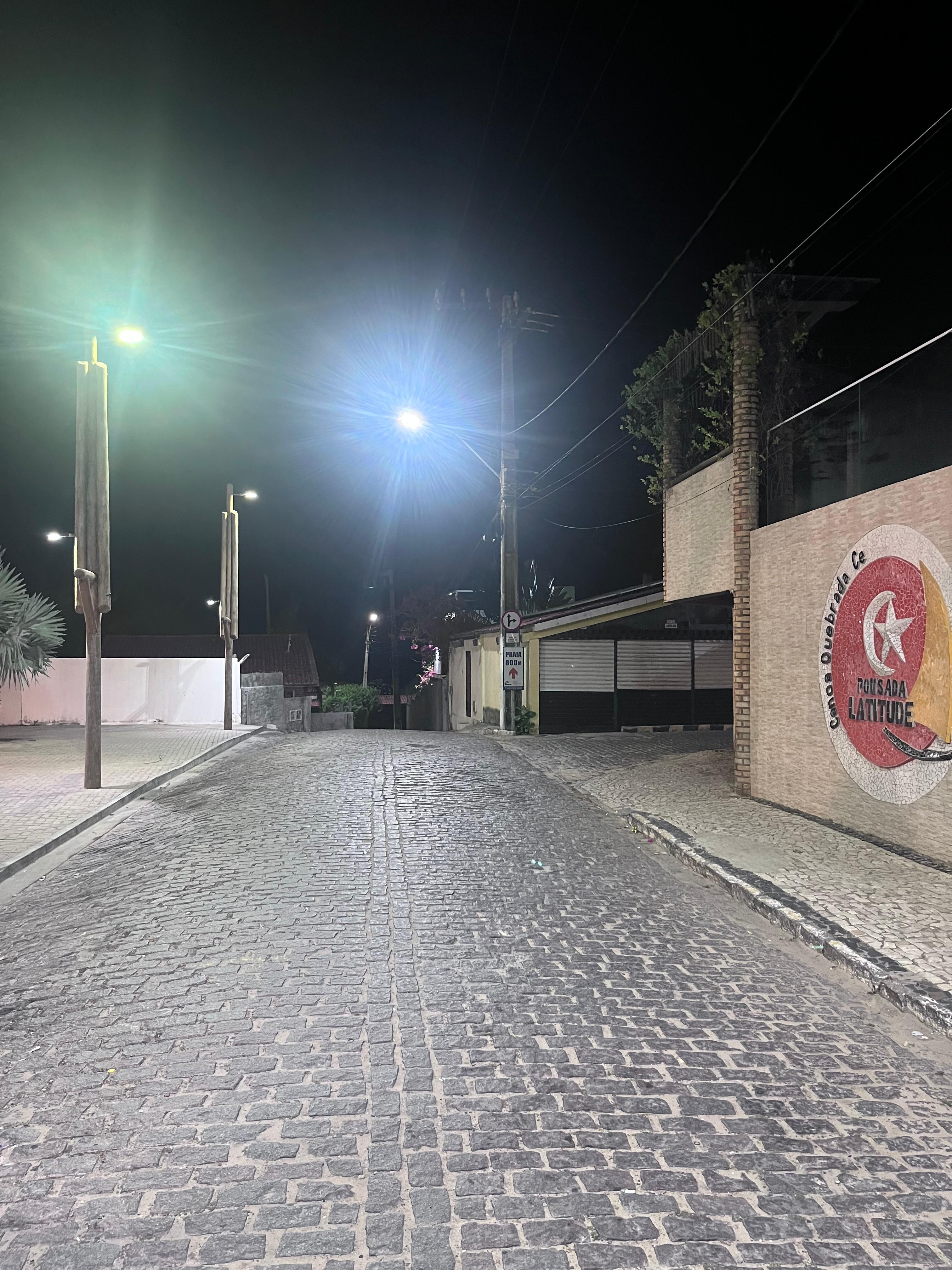 Caminho para o Estacionamento (foto não mostra o estacionamento)