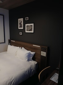 Legroom between bed and desk isn't always guaranteed with this chain. This location had decent clearance and was comfortable