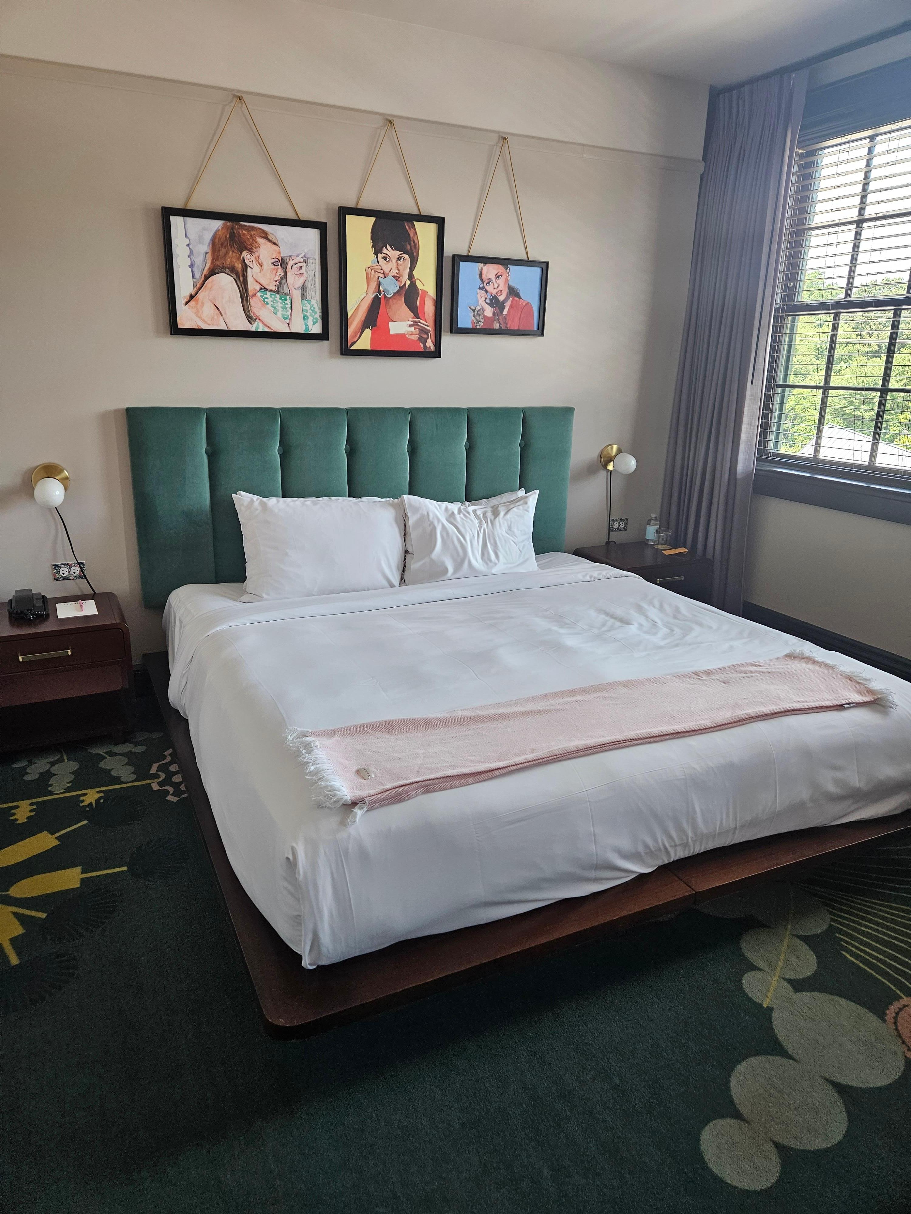 Such a cute room! Comfortable bed and pillows too.