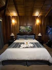 Deluxe bungalow room