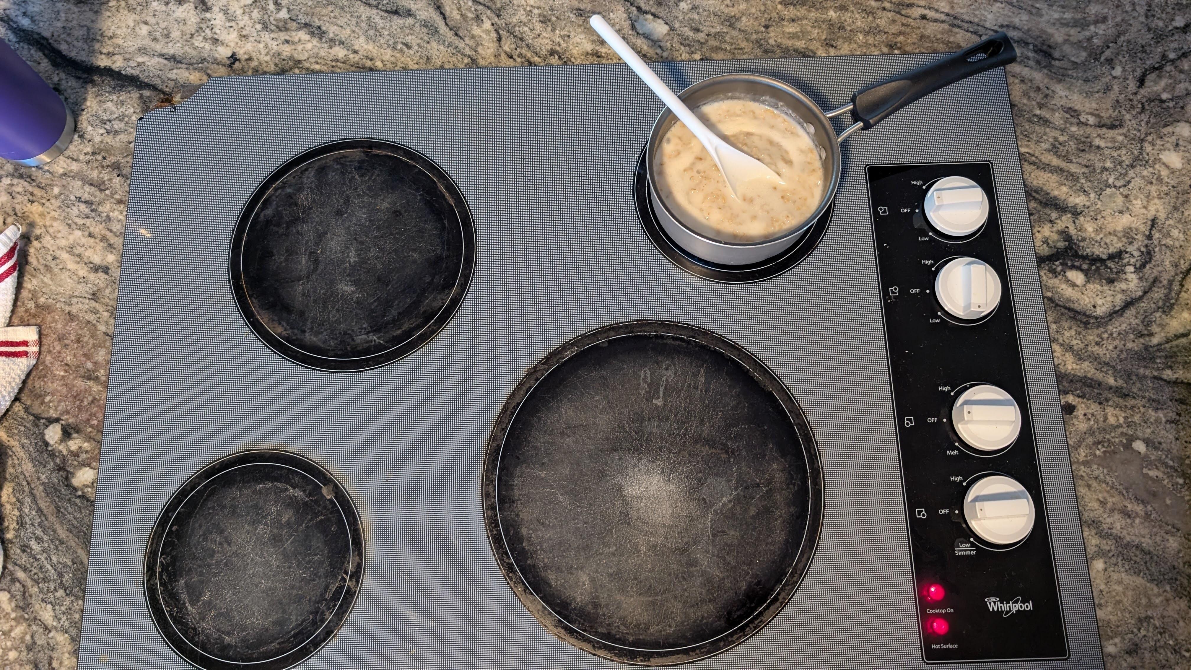 An updated cooktop would be nice. Along with the broken corner, the controls were dodgy