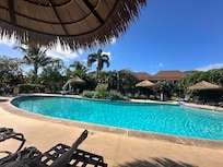 The smaller pool behind our unit- quiet and very reaxing