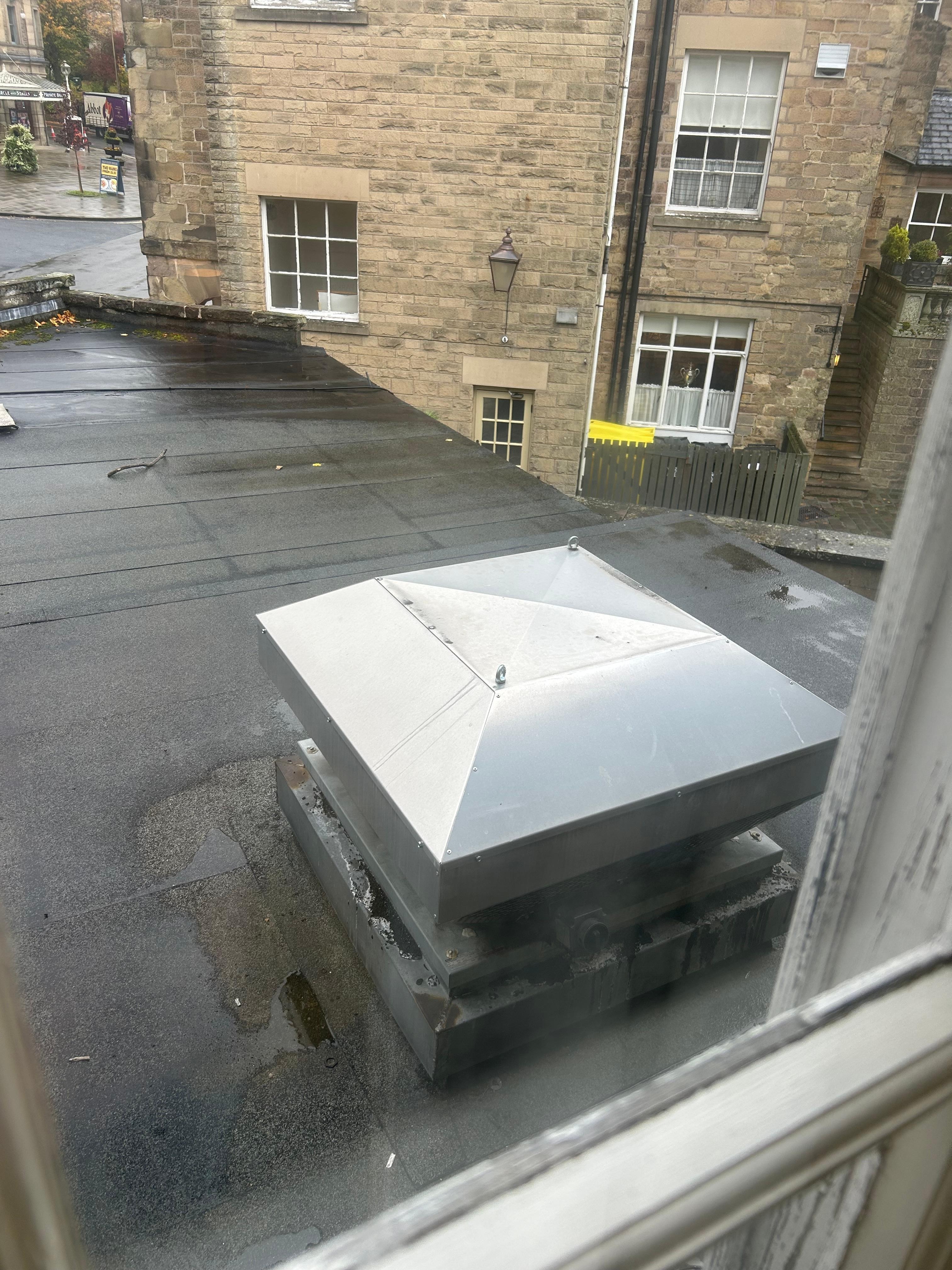 Very noisy extraction fan outside the window 