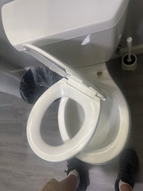 Second bathroom toilet broken